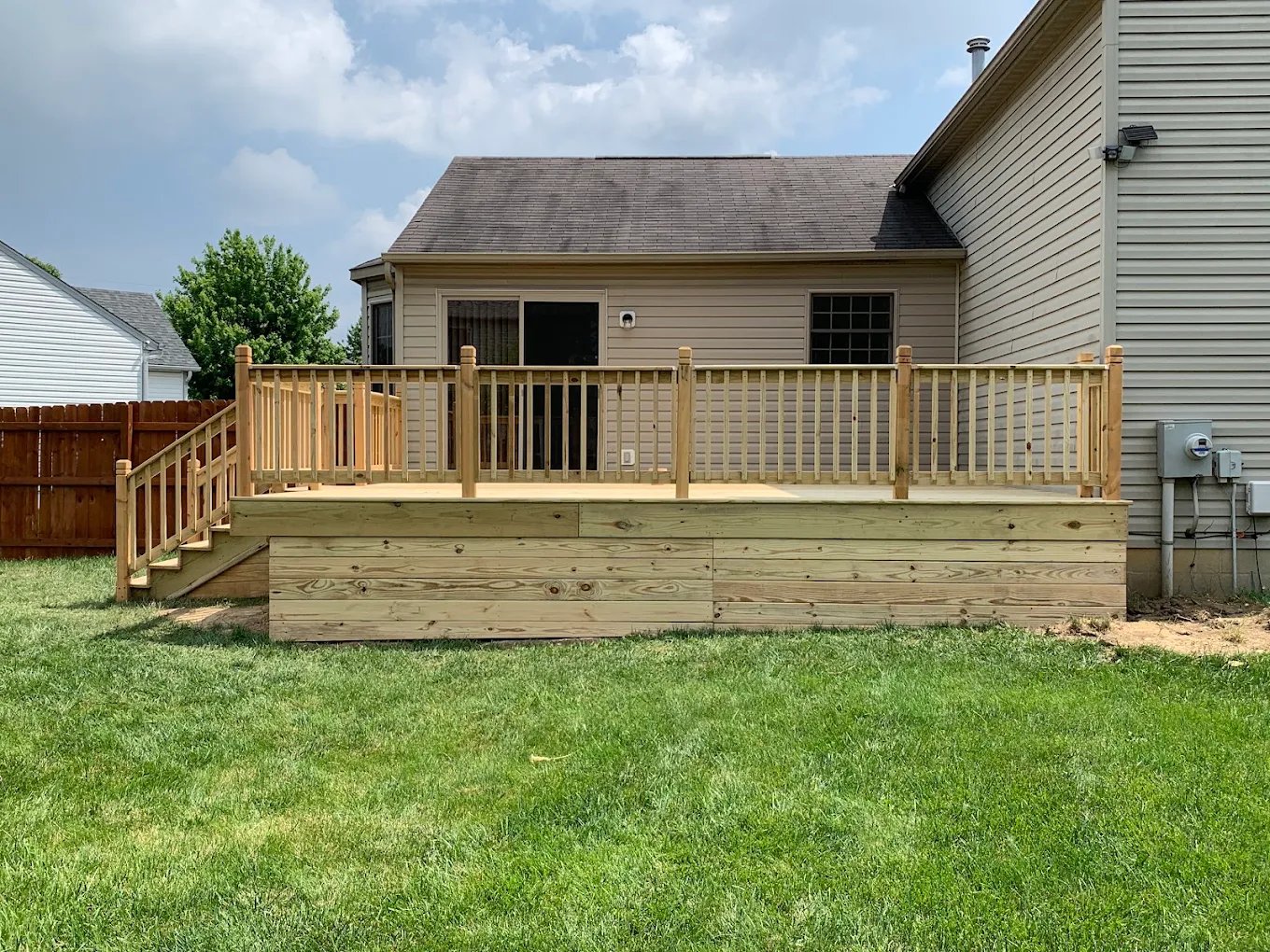 Decks renovation service